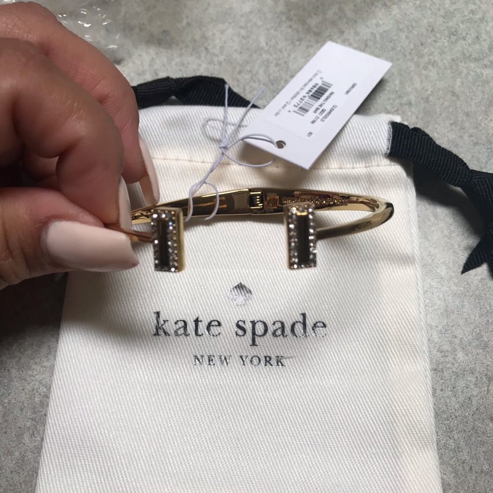 Cuff bracelet - Picture 4 of 4